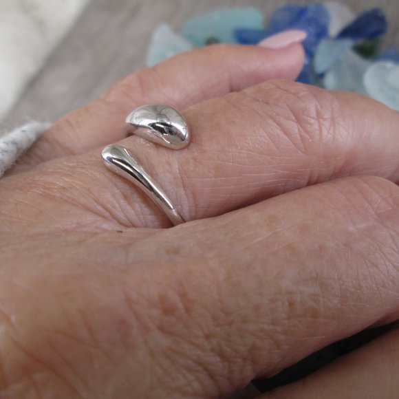 Double SWIRL Ring,925 Sterling ring,Sterling Swirl ring,Women's Statement ring - Picture 3 of 6